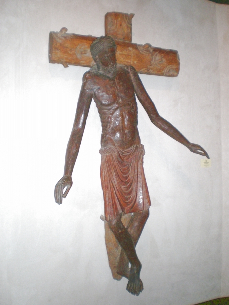 crucifix.jpg