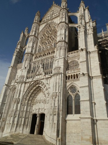 cathedrale-saint-pierre-beauvais-1351018262.jpg