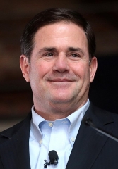 440px-Doug_Ducey_by_Gage_Skidmore_13.jpg