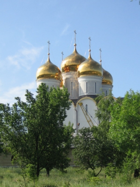 Sainted-Uspenskiy_Mikolo-Vasilivskiy_monastery2.jpg