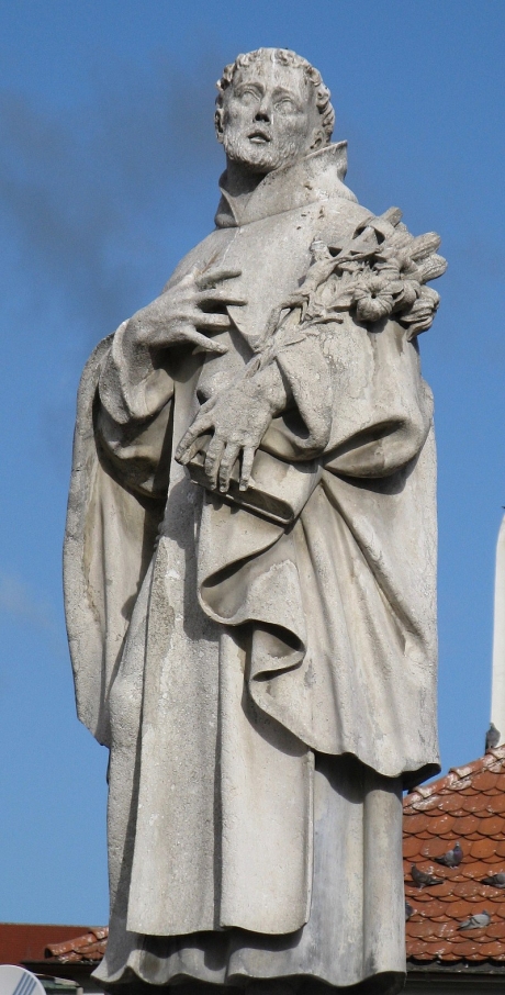 800px-Statue_of_Saint_Philip_Benizi_on_Charles_Bridge.jpg