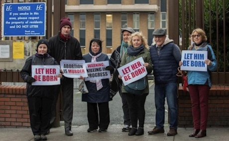 Pro-Life_Protest_Ireland_(1)_810_500_75_s_c1.jpg