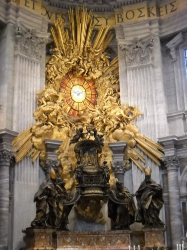 bernini-throne_of_saint_peter1327774747200.jpg