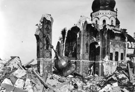 Bundesarchiv_Bild_146-2005-0070,_Kiew,_Lavra-Kloster,_Ruine_Uspenski-Kathedrale.jpg